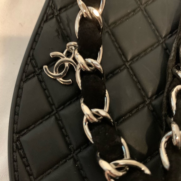 AUTHENTIC CHANEL SANDALS *PLEASE READ DISCRIPTION* - Picture 5 of 8